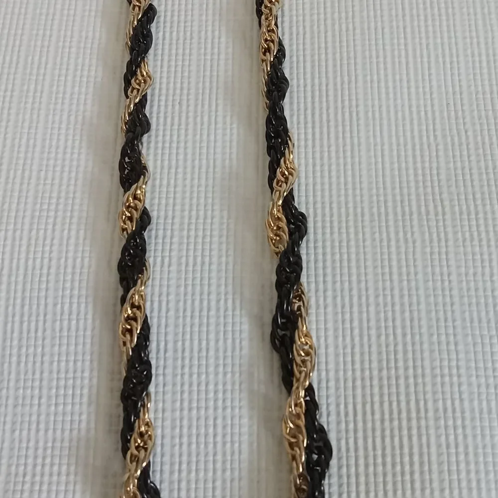 Black and Gold Tone Unisex Single Strand Twisted Metal Singapore Chain Necklace